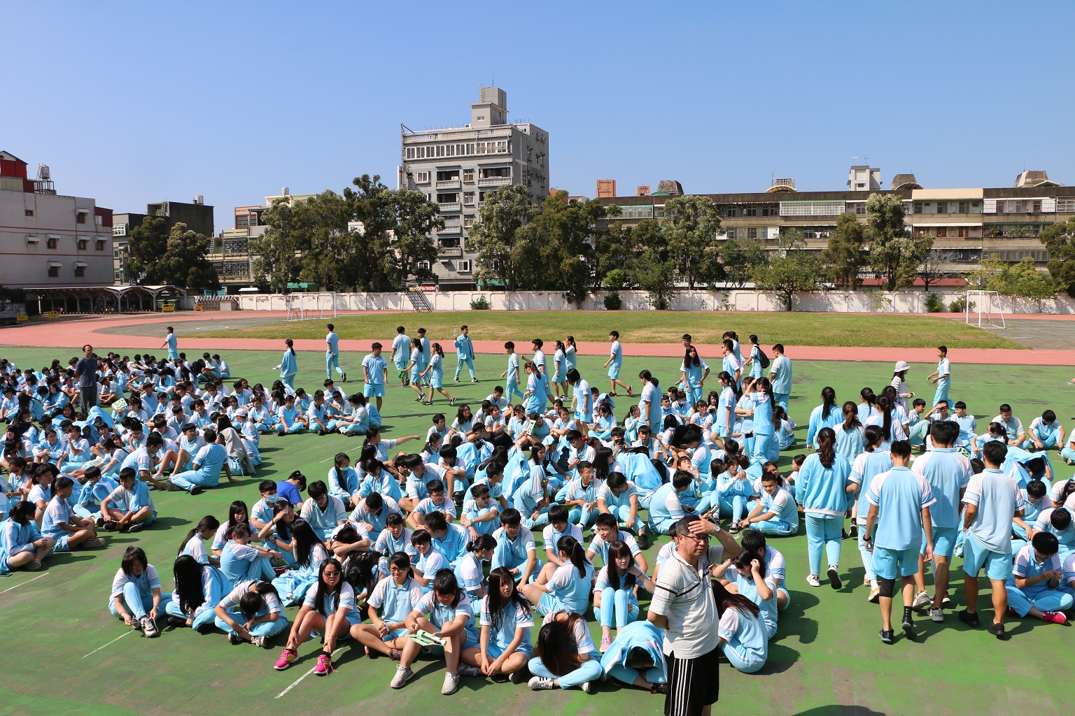 107学年光复中学爱恒慢飞18尖山公益路跑 - 新竹市光复高中